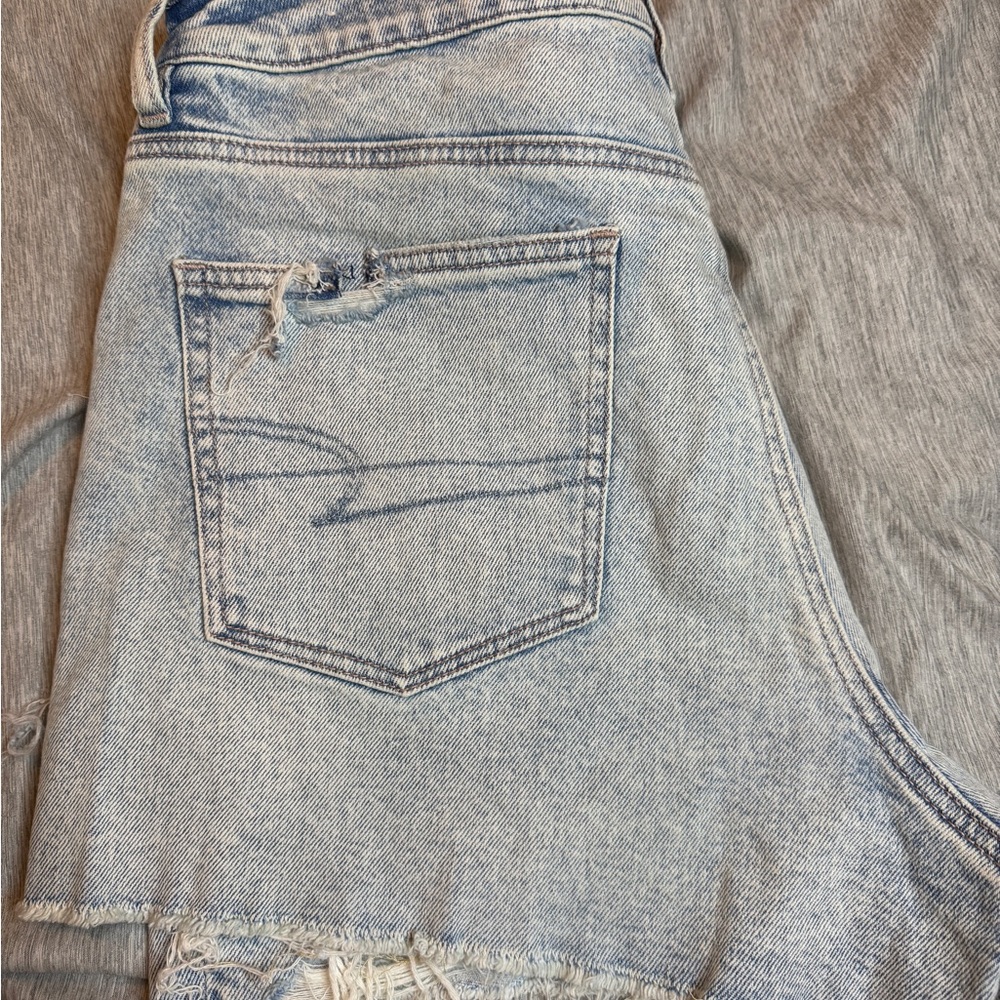 American Eagle Outfitters Light Blue Distressed Denim Shorts - Picture 3 of 9